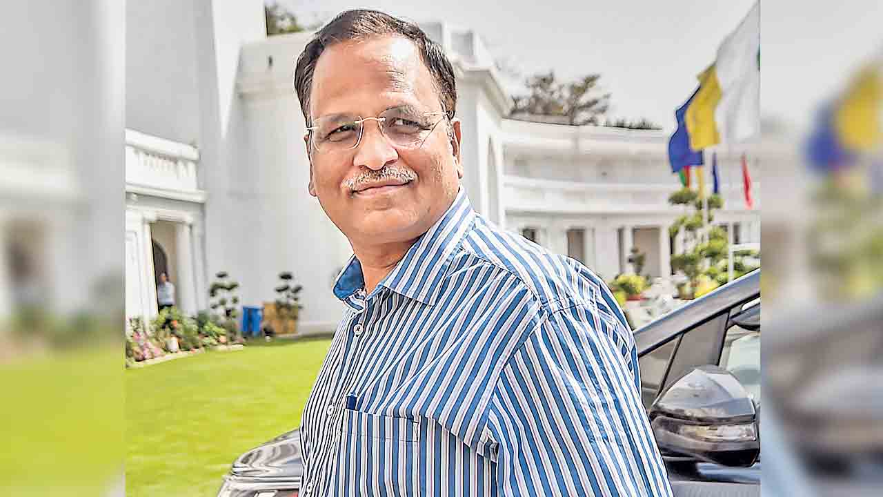 ఆప్‌ మంత్రి సత్యేందర్‌ జైన్‌ అరెస్ట్‌