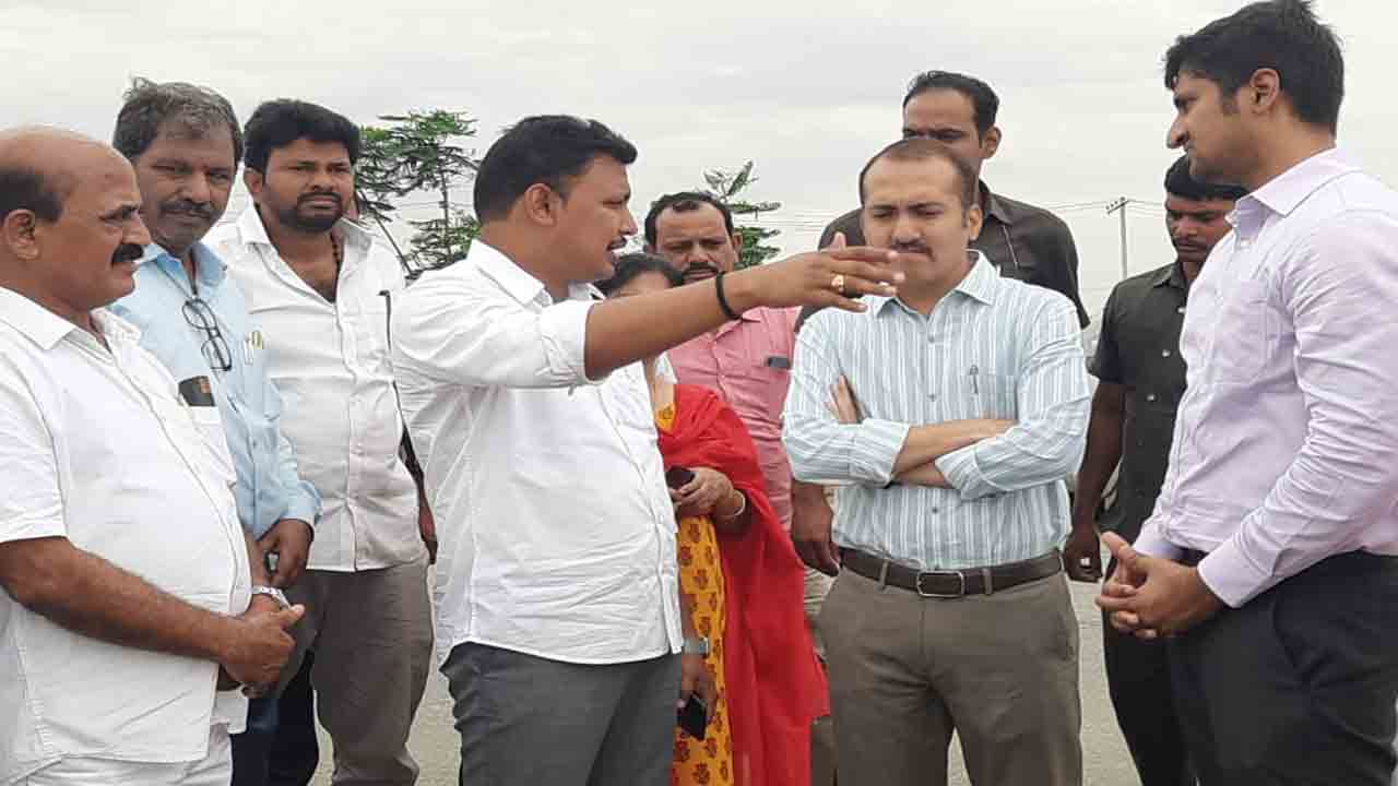 మంత్రి కేటీఆర్‌ పర్యటనకు చకాచకా ఏర్పాట్లు