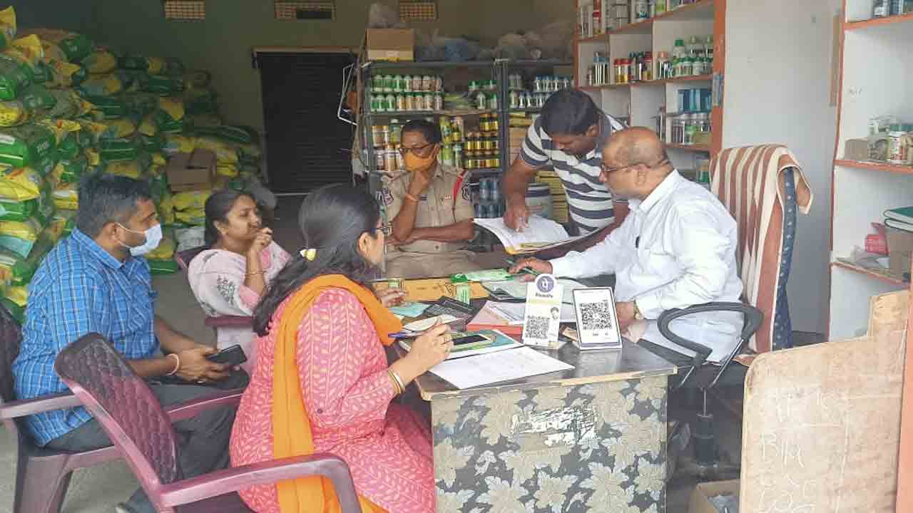 నకిలీలపై కొరడా