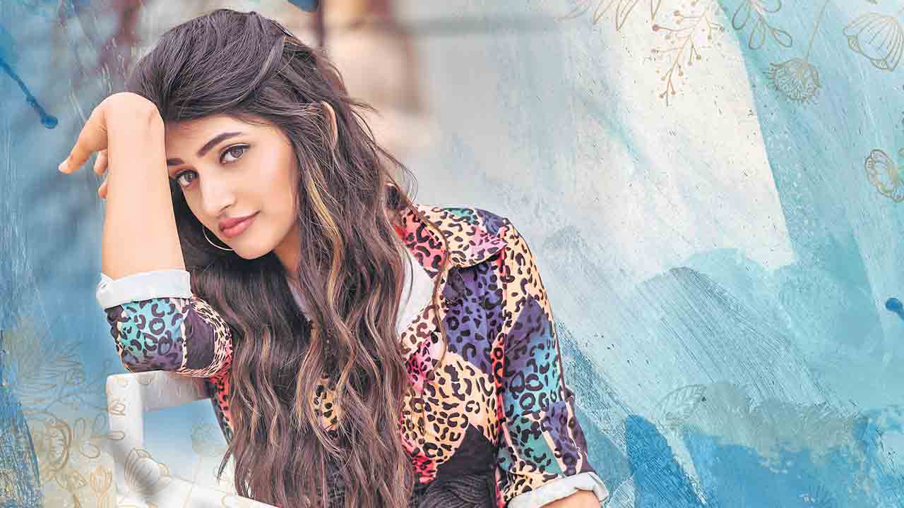 తెలుగందం సందడిగా..