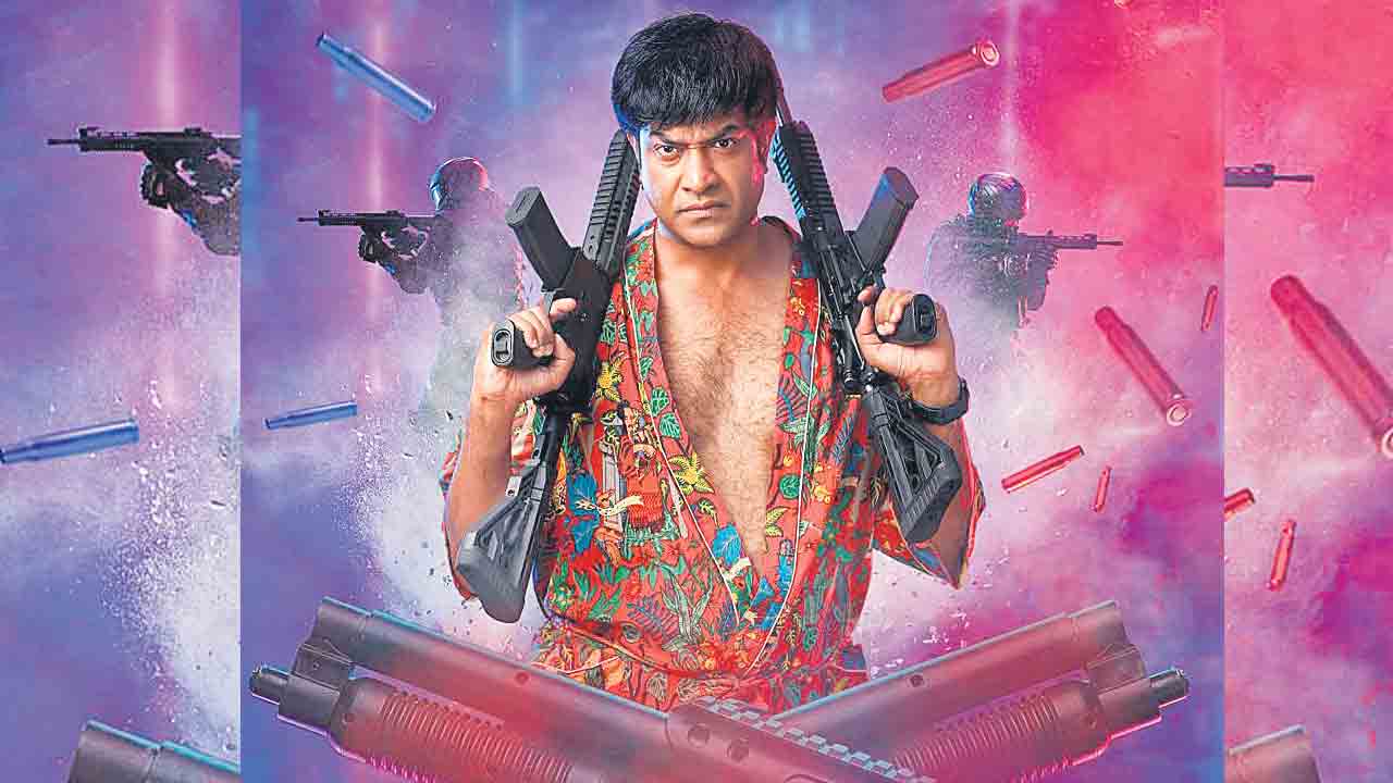 నవ్వులన్నీ నింపేసిన పాత్రలో