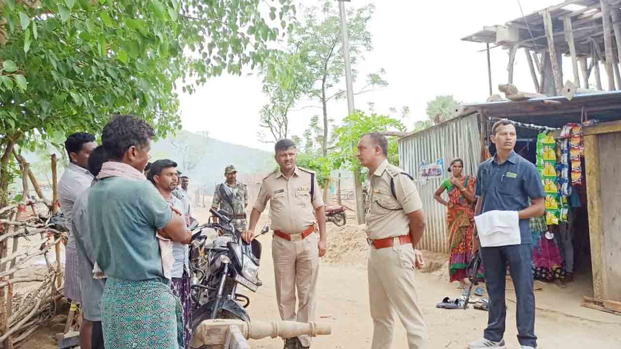 మావోయిస్టుల్లో చేరొద్దు..