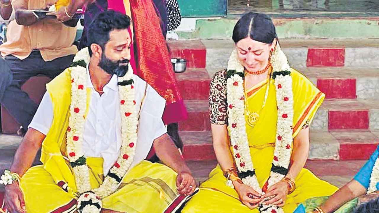 రష్యా రమణి వెడ్స్‌ చెన్నై చిన్నోడు