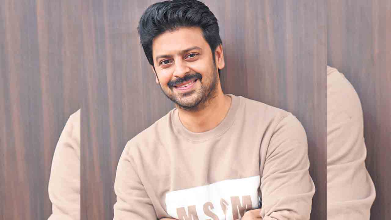 పదో తరగతి జ్ఞాపకాల్లోకి తీసుకెళ్తాం