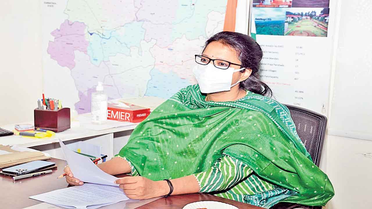 బడీడు పిల్లలు పాఠశాలలో చేరాలి