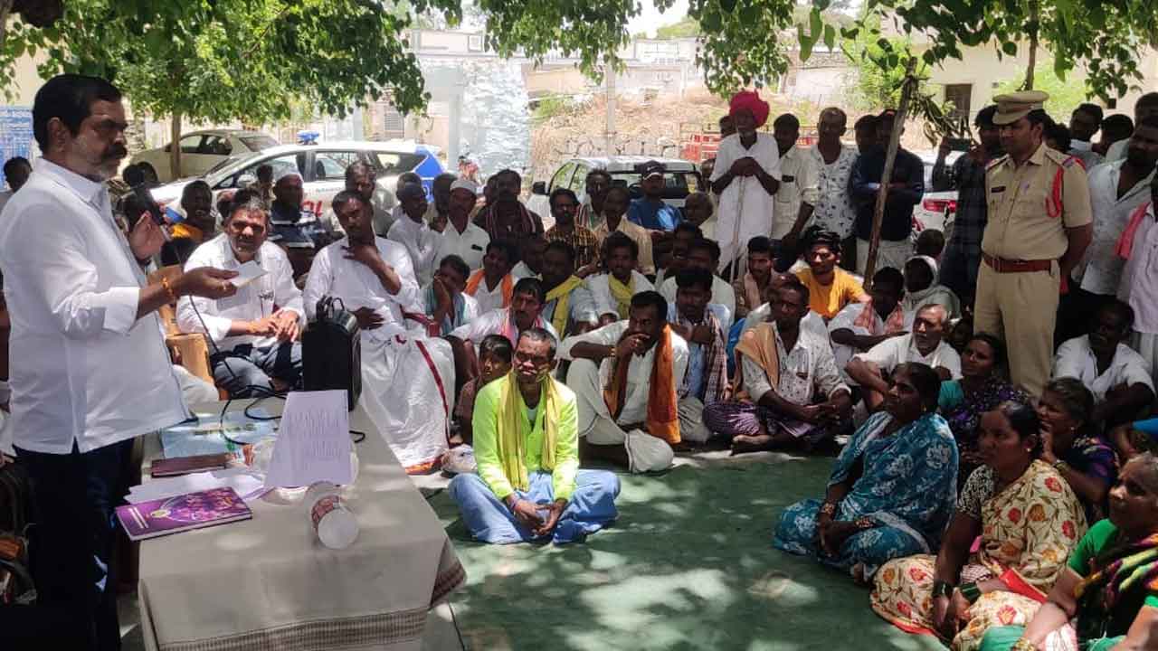 అభివృద్ధిలో పోటీ పడాలి