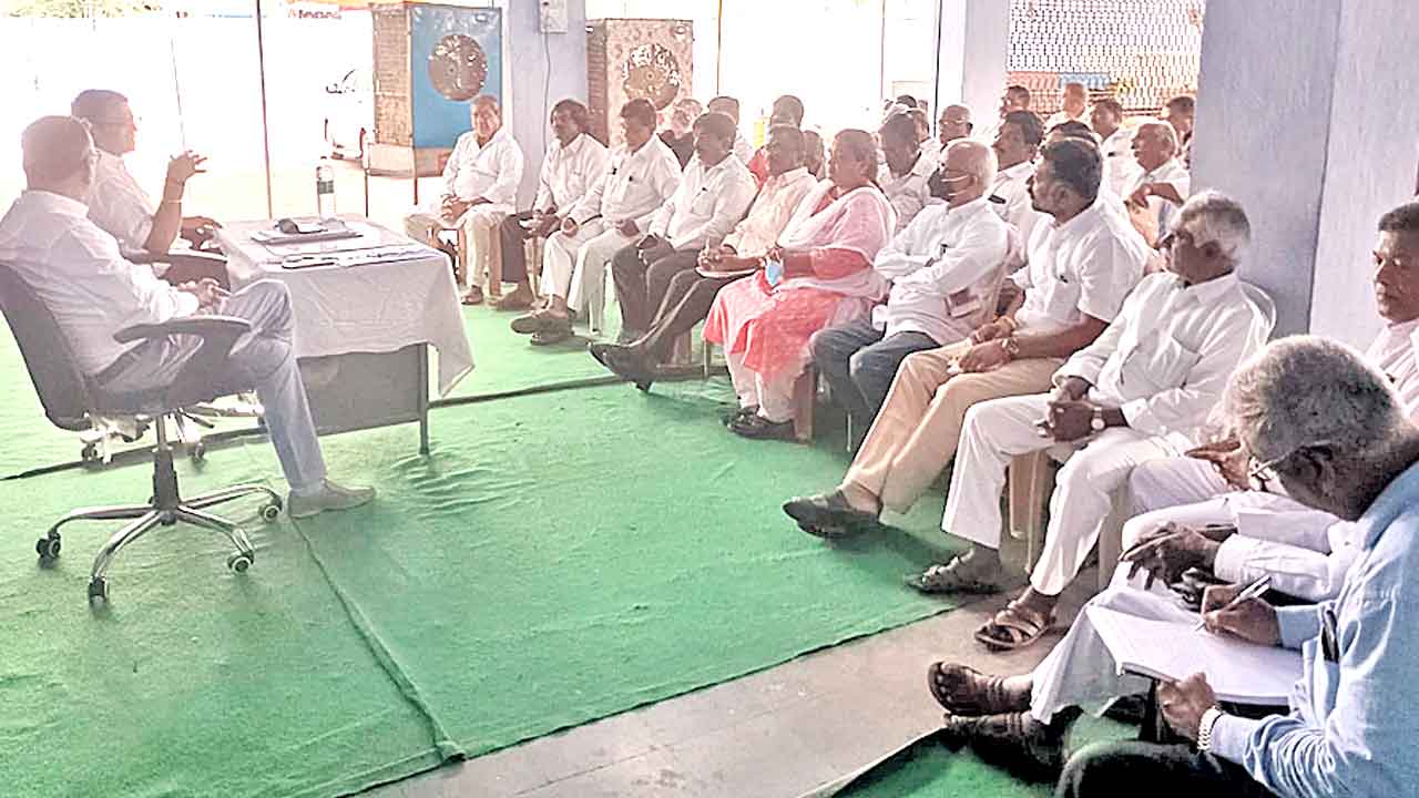 బీడీ కార్మికులకు వేతనాల పెంపు