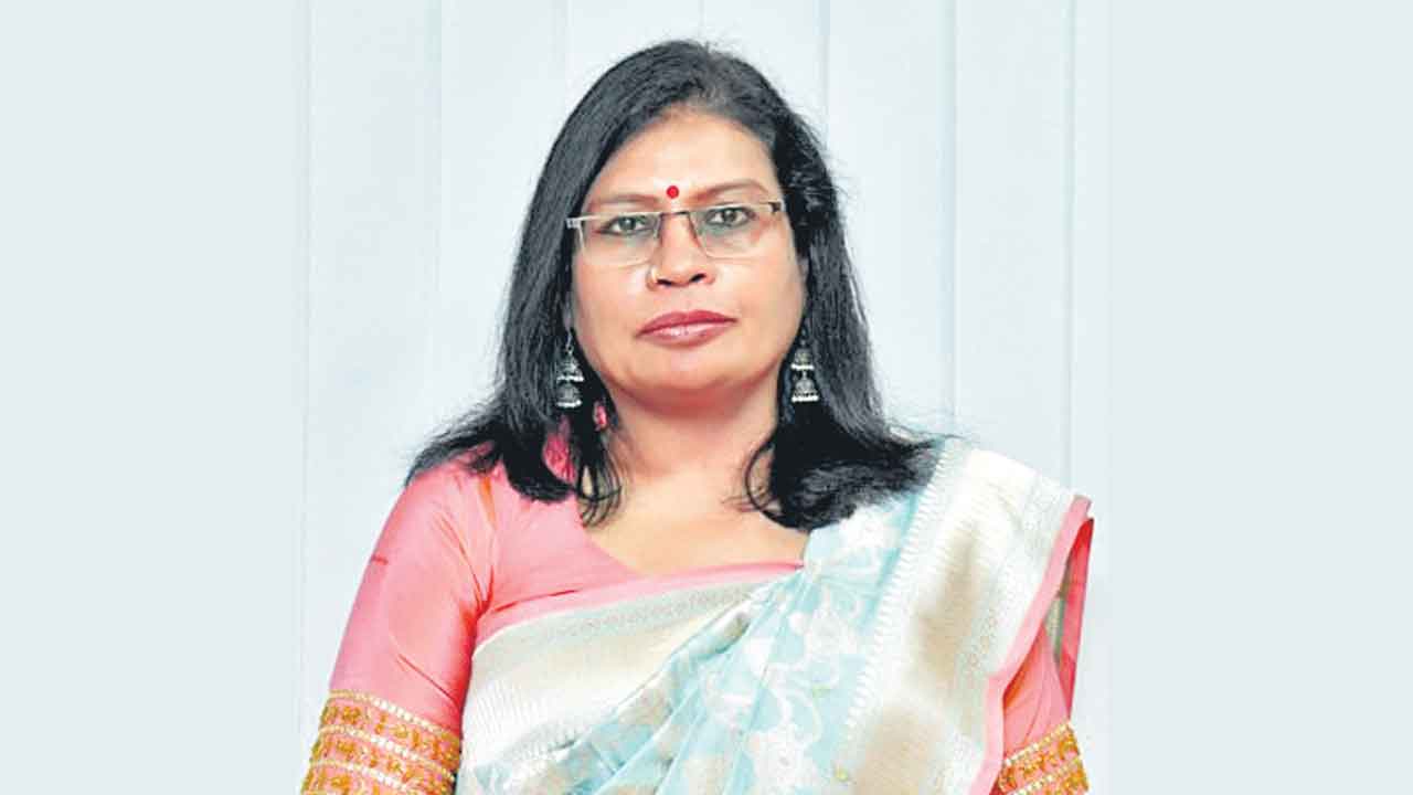 యూబీఐ ఎండీ, సీఈవోగా మణిమేఖలాయ్‌