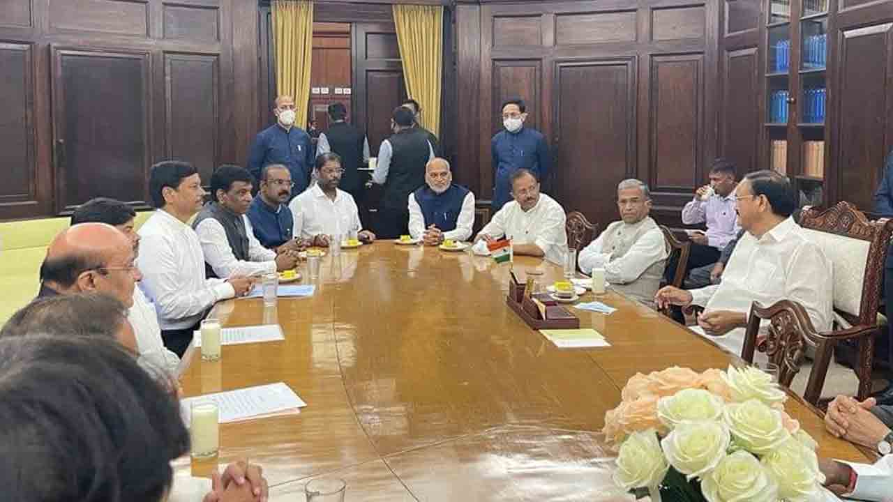 పార్థసారథిరెడ్డి అనే నేను..ప్రమాణ స్వీకారం