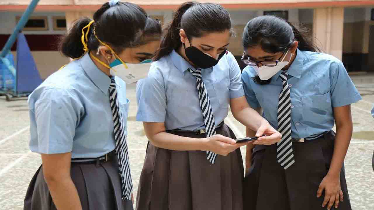 ఉదయం 11.30కి పదో‌ త‌ర‌గతి ఫలి‌తాలు విడుదల