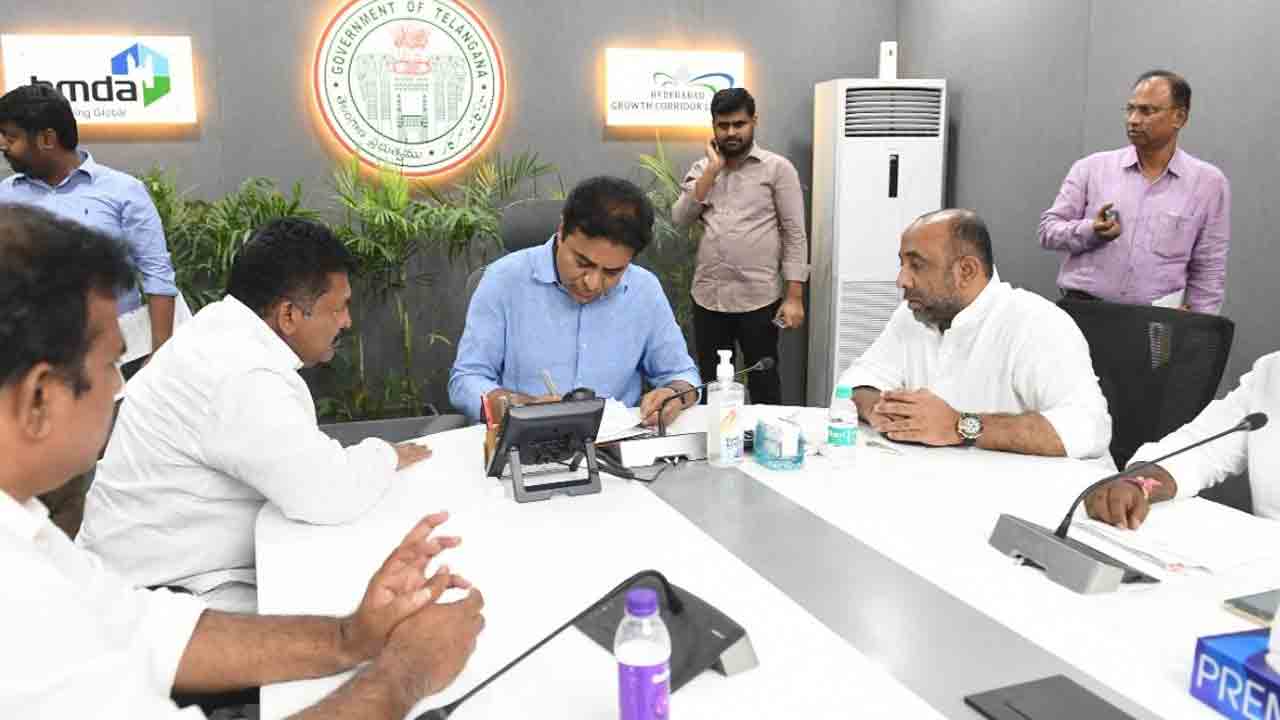 బోధన్‌ బల్దియాకు రూ.10 కోట్లు