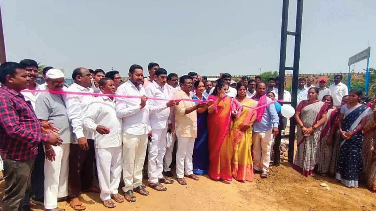 క్రీడలకు ప్రాధాన్యం