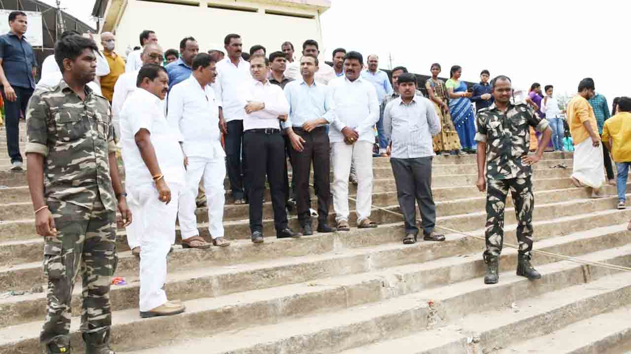 గ్రామాల అభివృద్ధికి సహకరించండి