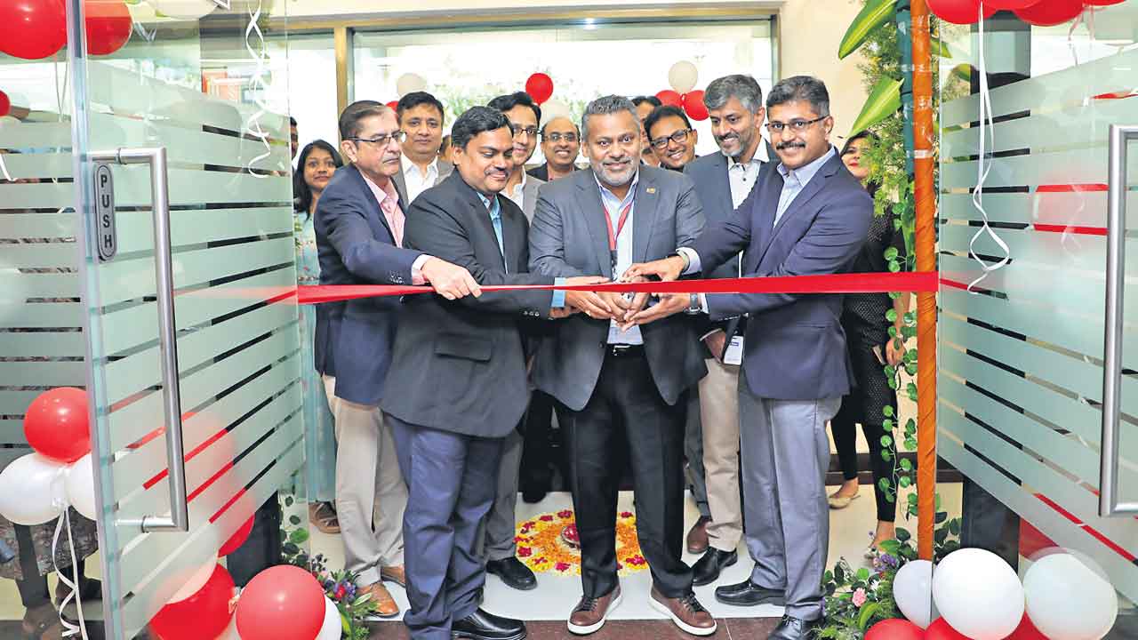 హైదరాబాద్‌లో హిటాచీ వంటారా సెంటర్‌