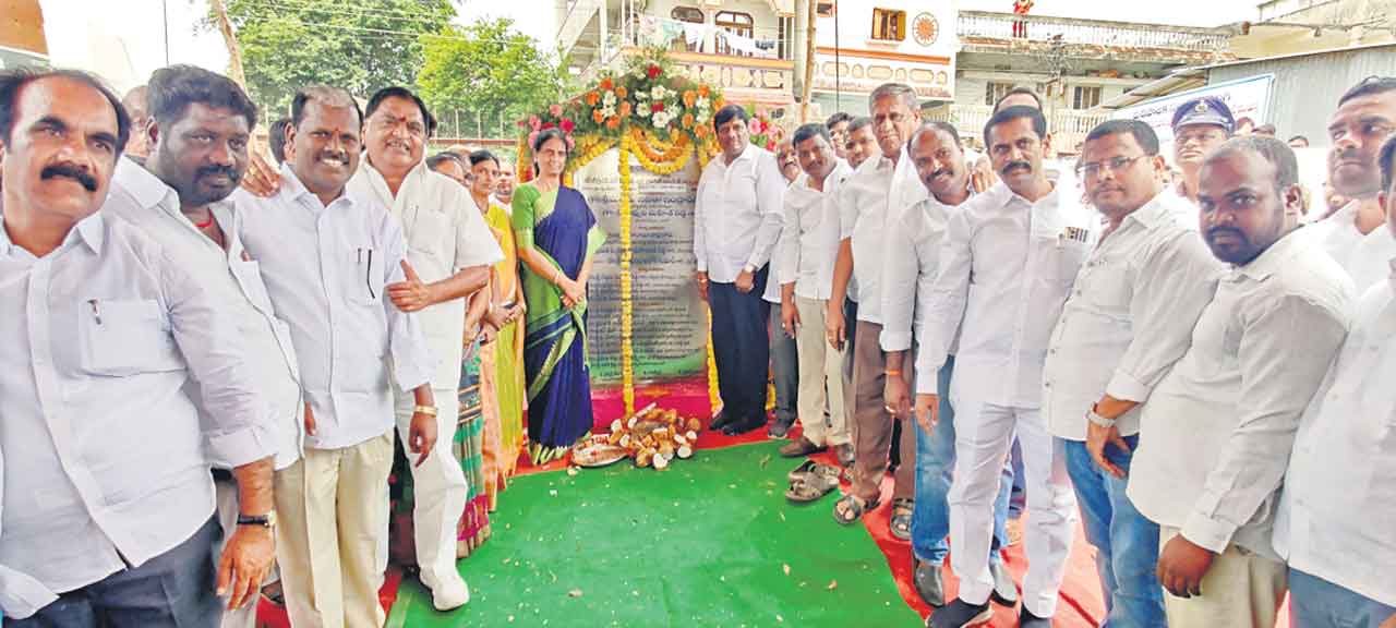 ప్రతి నెలా నిధులతో.. నిరంతర అభివృద్ధి