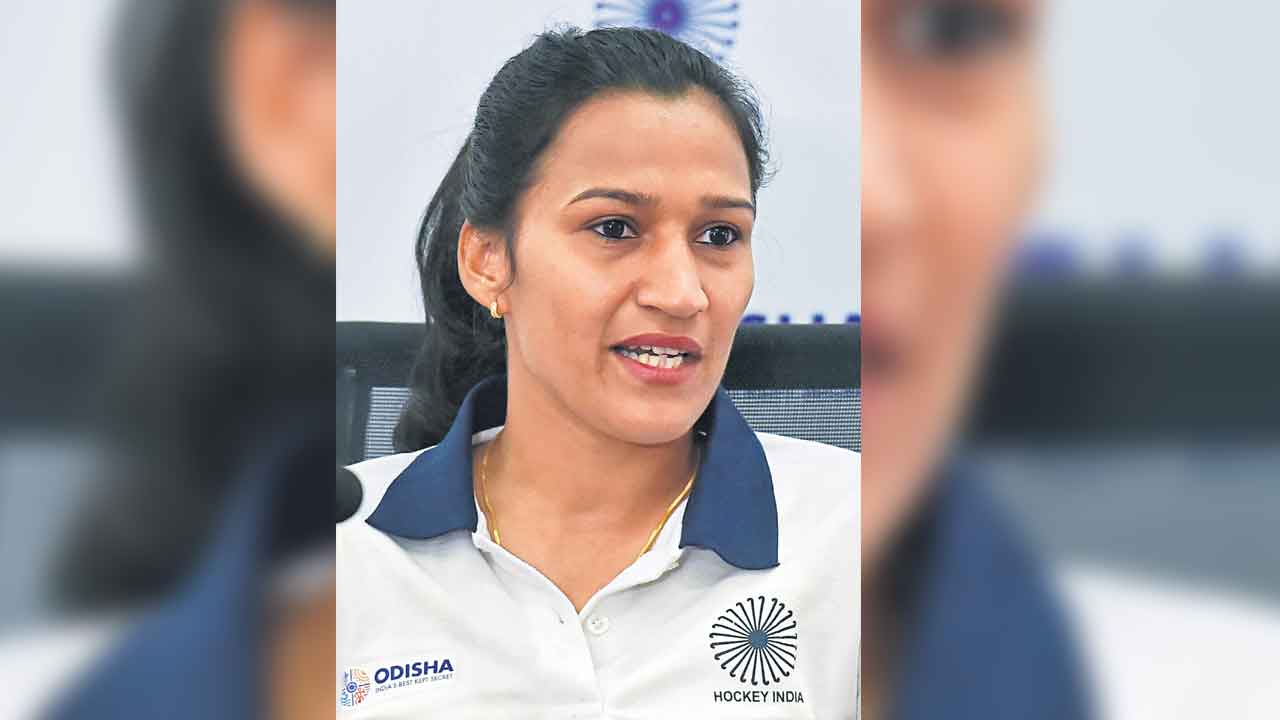 రాణి రాంపాల్‌ లేకుండానే..