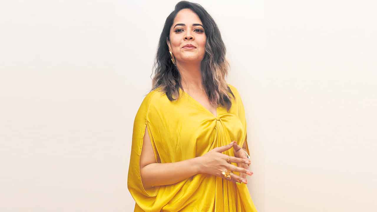 మానవీయ కథతో ‘అరి’