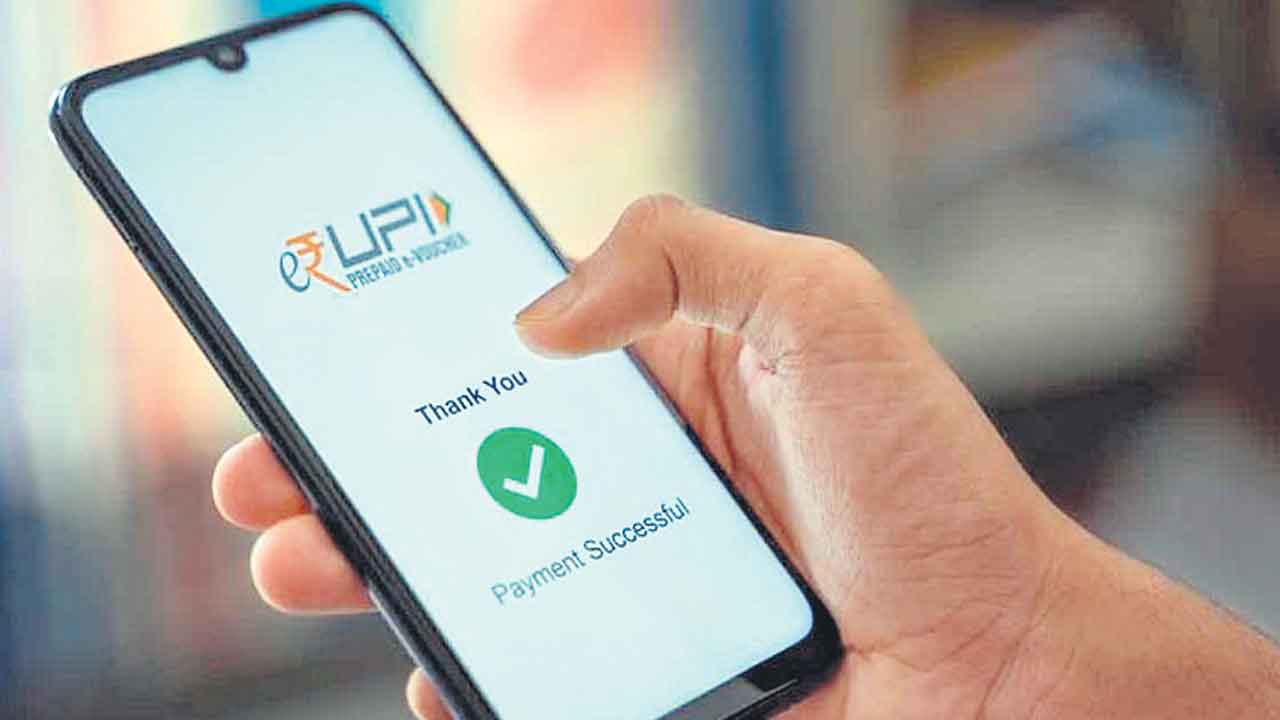 యూపీఐతో క్రెడిట్‌ కార్డుల అనుసంధానం