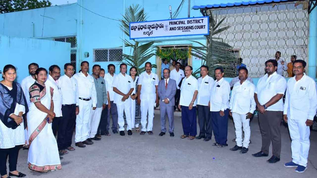 దగ్గరైన న్యాయ సేవలు