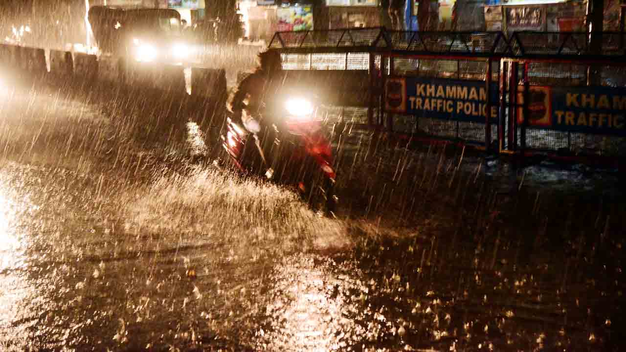 ఉమ్మడి జిల్లా వ్యాప్తంగా వర్షం