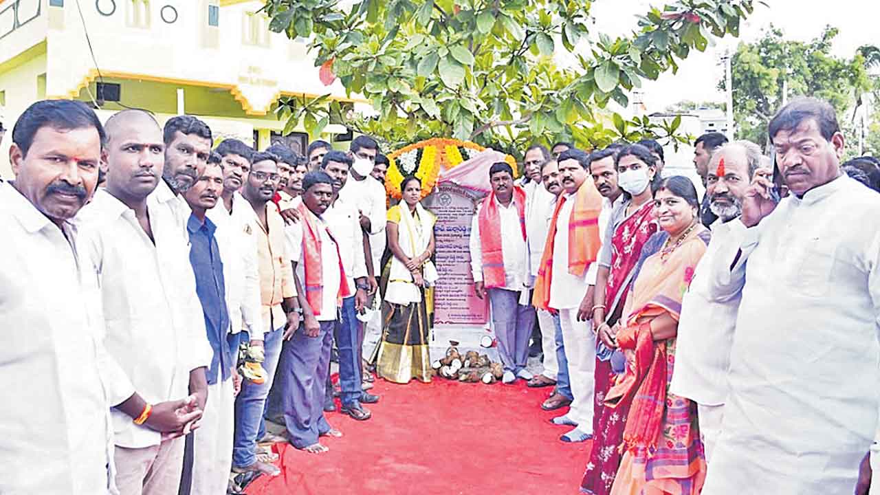 గ్రామాల అభివృద్ధికి పెద్దపీట