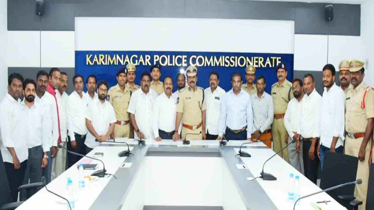 సమన్వయంతో ముందుకు సాగాలి