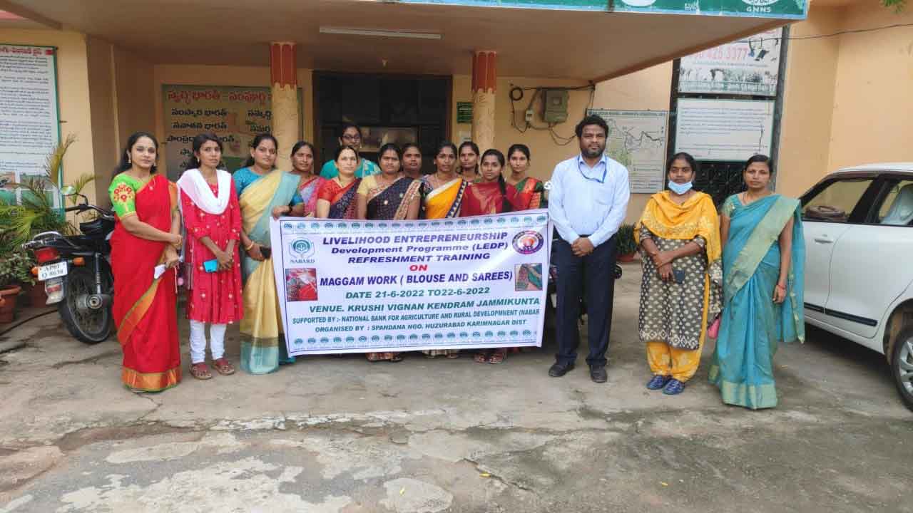 నైపుణ్య శిక్షణ ఉపాధికి మార్గం