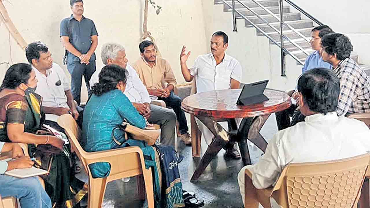 క్రీడలకు పట్టం