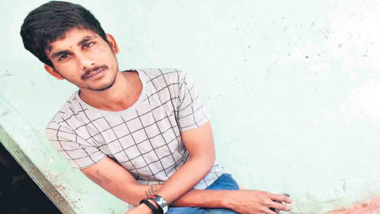 పెండ్లి చేసుకోవడం లేదని.. ఆమె కొడుకును కిడ్నాప్‌ చేశాడు