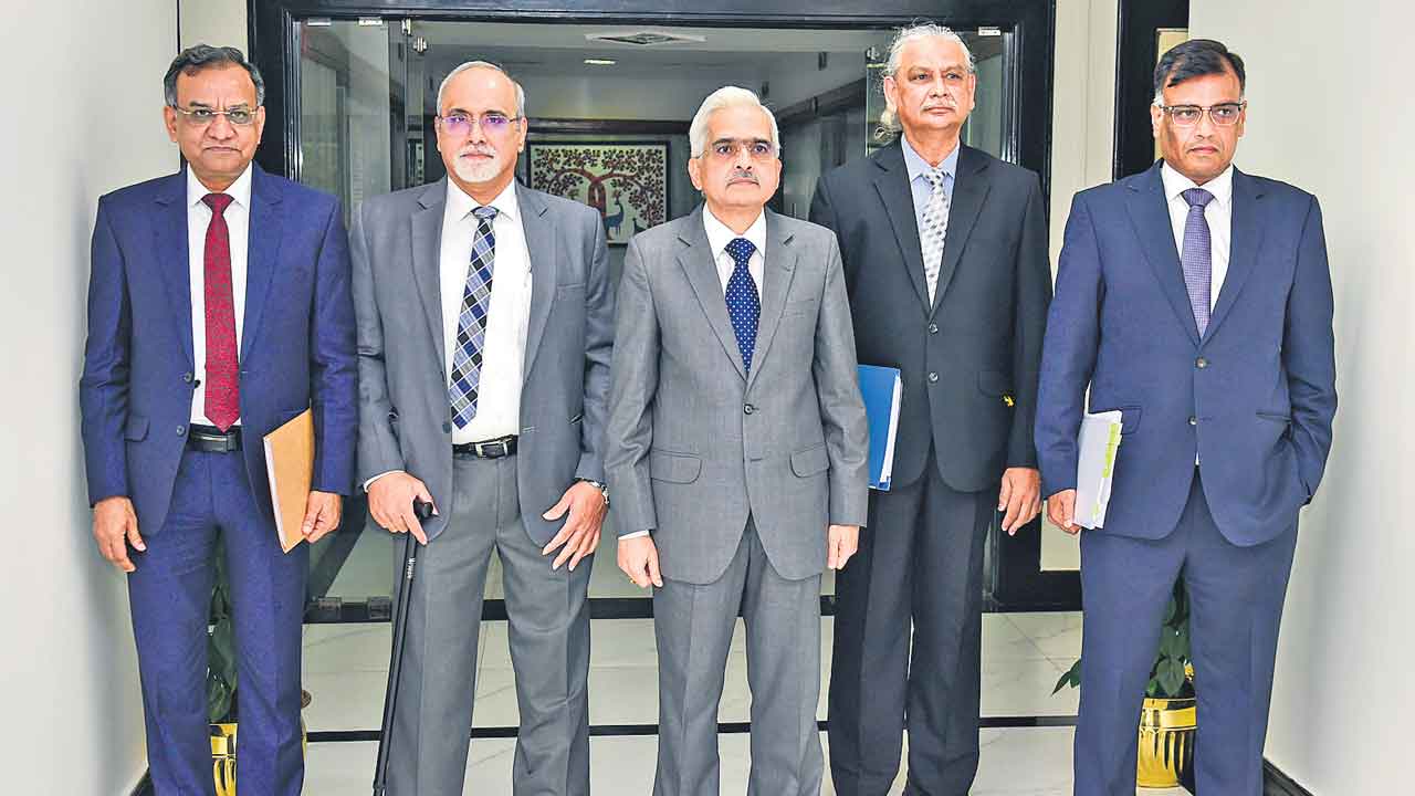 మరోసారి వడ్డింపు