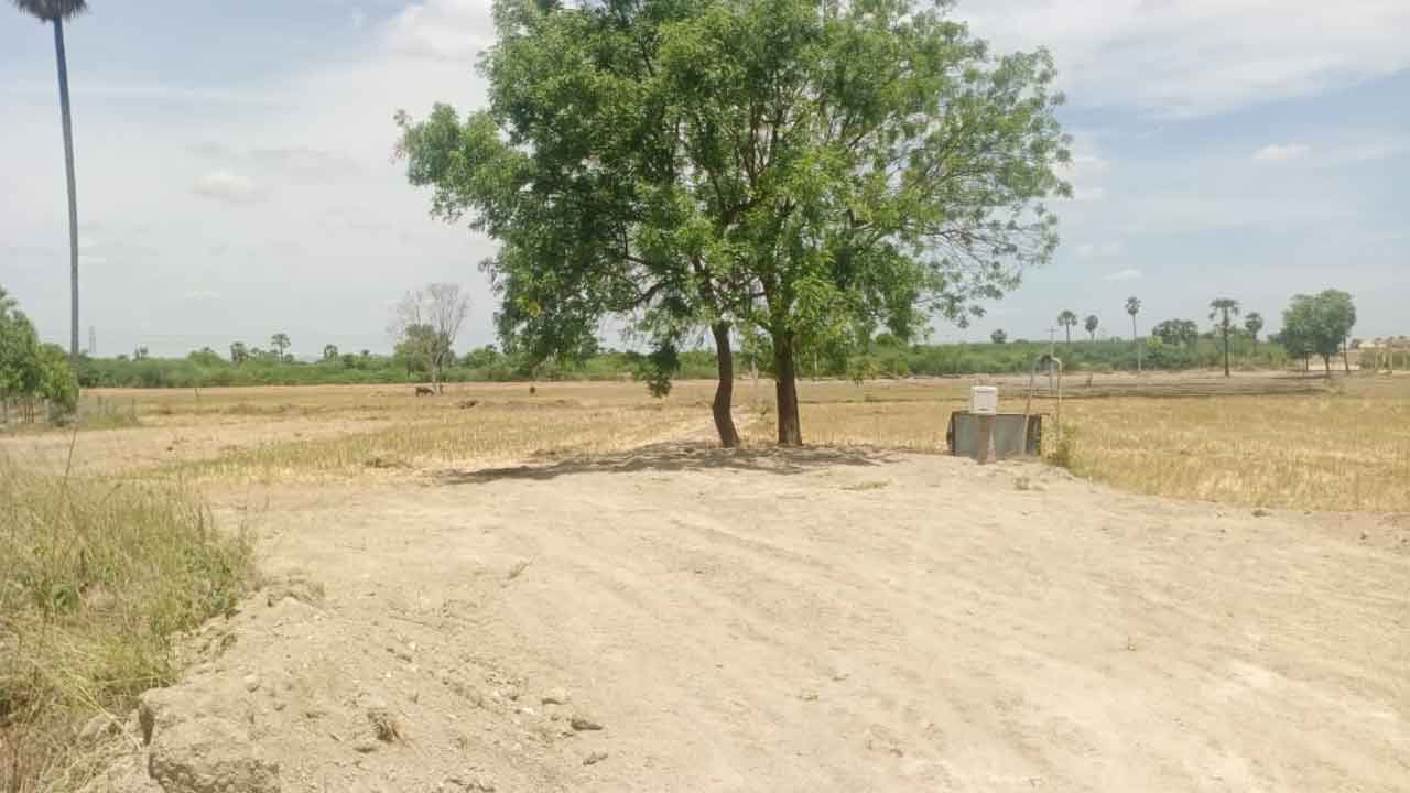 పల్లెపల్లెనా క్రీడా ప్రాంగణం