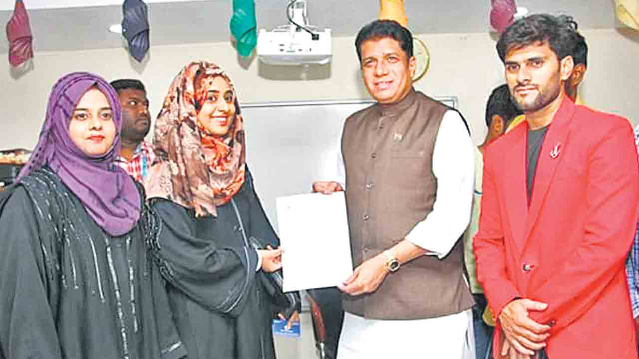 యువత ఉపాధికి జాబ్‌మేళాలు దోహదం