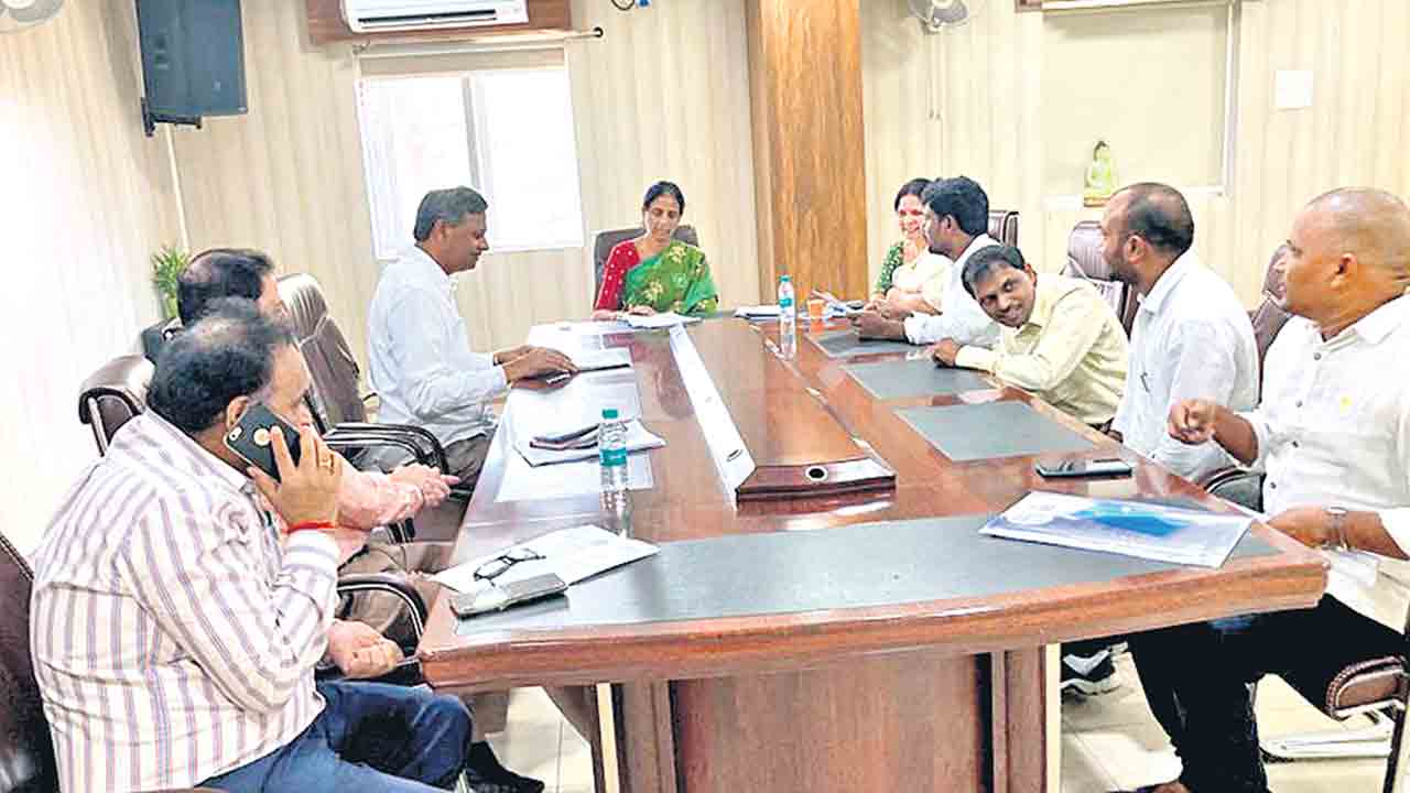 పాఠశాల విద్యాశాఖలో పరస్పర బదిలీలు