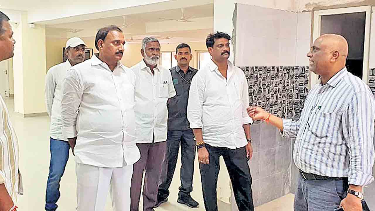 సకల హంగులతో ఫంక్షన్‌హాల్‌ నిర్మాణం