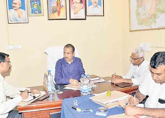 ధరణి భూసమస్యలను త్వరగా పరిష్కరించాలి