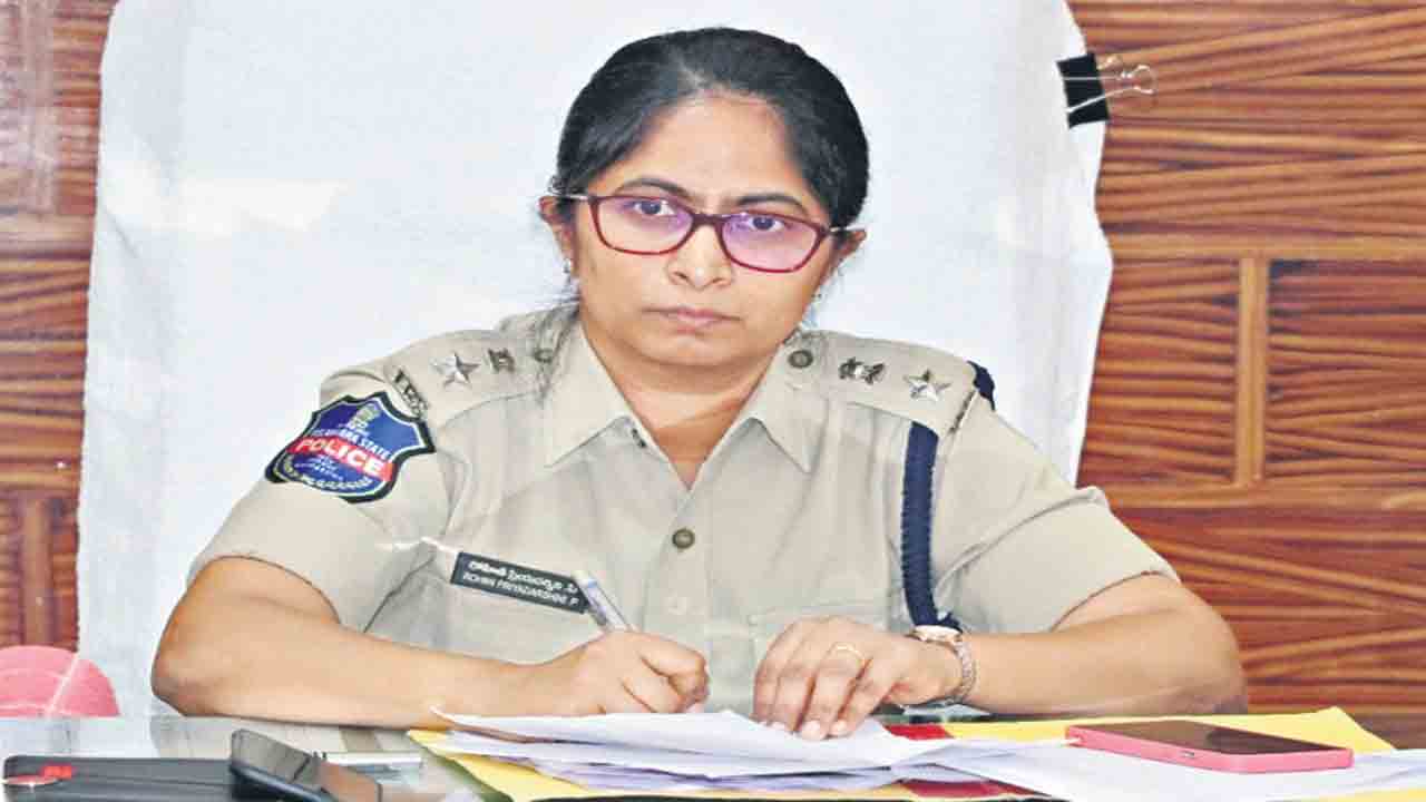 అర్థం చేసుకుందాం.. బాధ్యతగా వ్యవహరిద్దాం