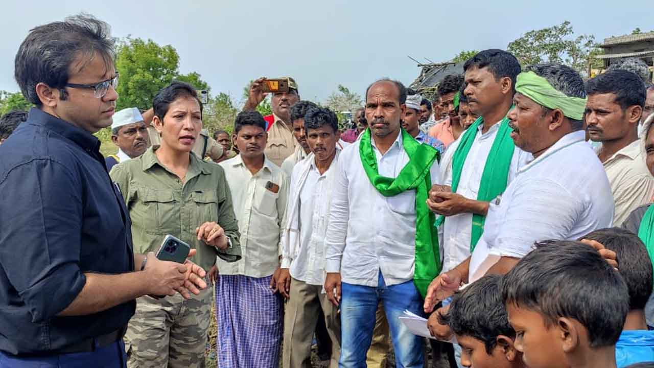 కోయపోషగూడ గిరిజనులకు న్యాయం చేస్తాం