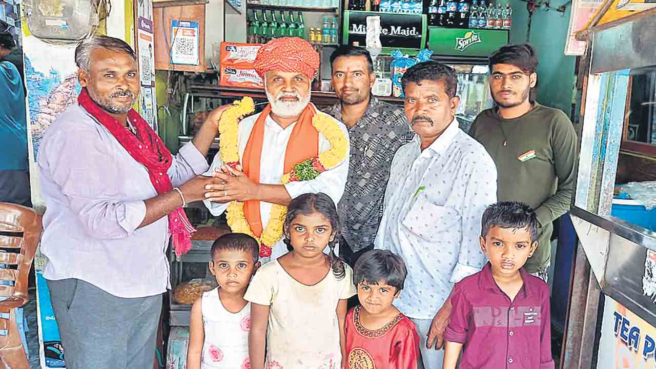 తెలంగాణలో ఇతర రాష్ర్టాల కార్మికులకు భద్రత