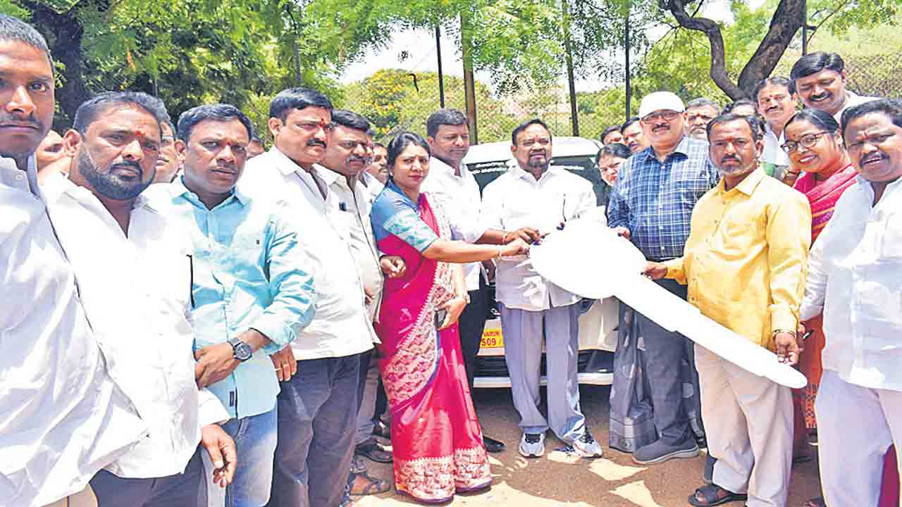 దళితులు కోటీశ్వరులు కావాలి