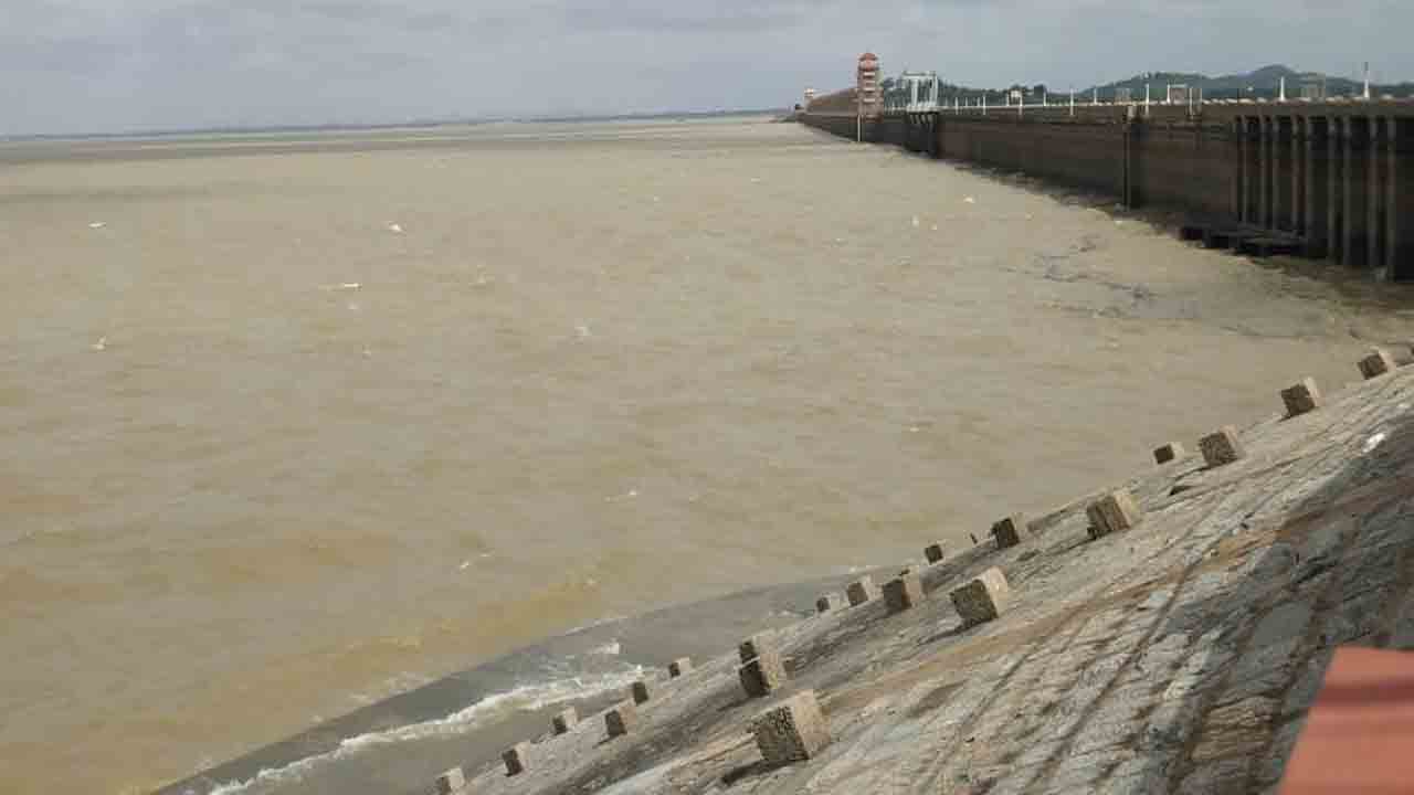 44 టీఎంసీలకు చేరిన తుంగభద్ర నీటిమట్టం