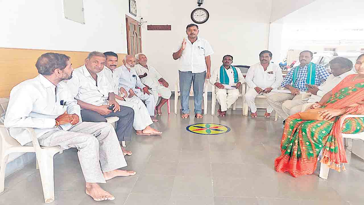 రైతు ఉద్యమ మహాసభకు తరలిరండి