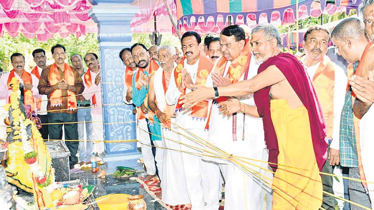 ముగిసిన విగ్రహ ప్రతిష్ఠాపనోత్సవం