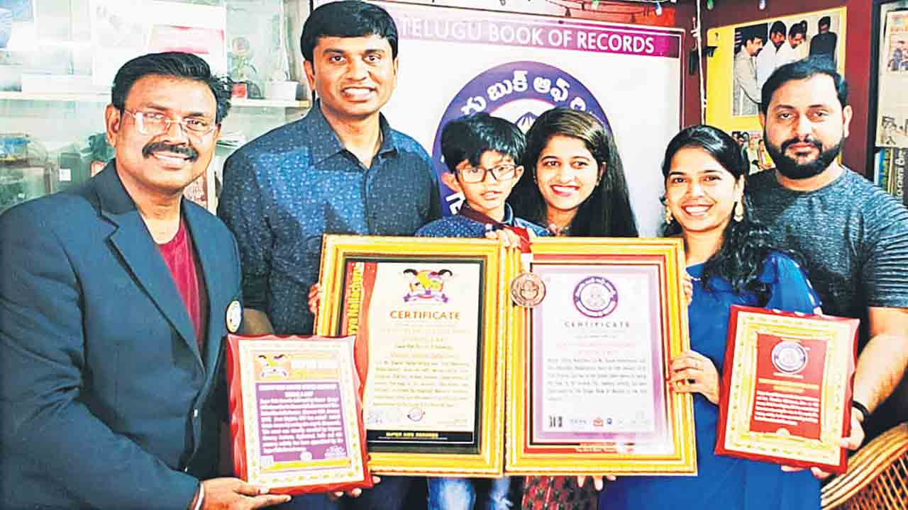 నాలుగేండ్లకే తెలుగు బుక్‌ ఆఫ్‌ రికార్డ్స్‌