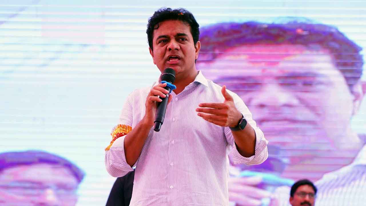 కలిసి కట్టుగా పనిచేయండి