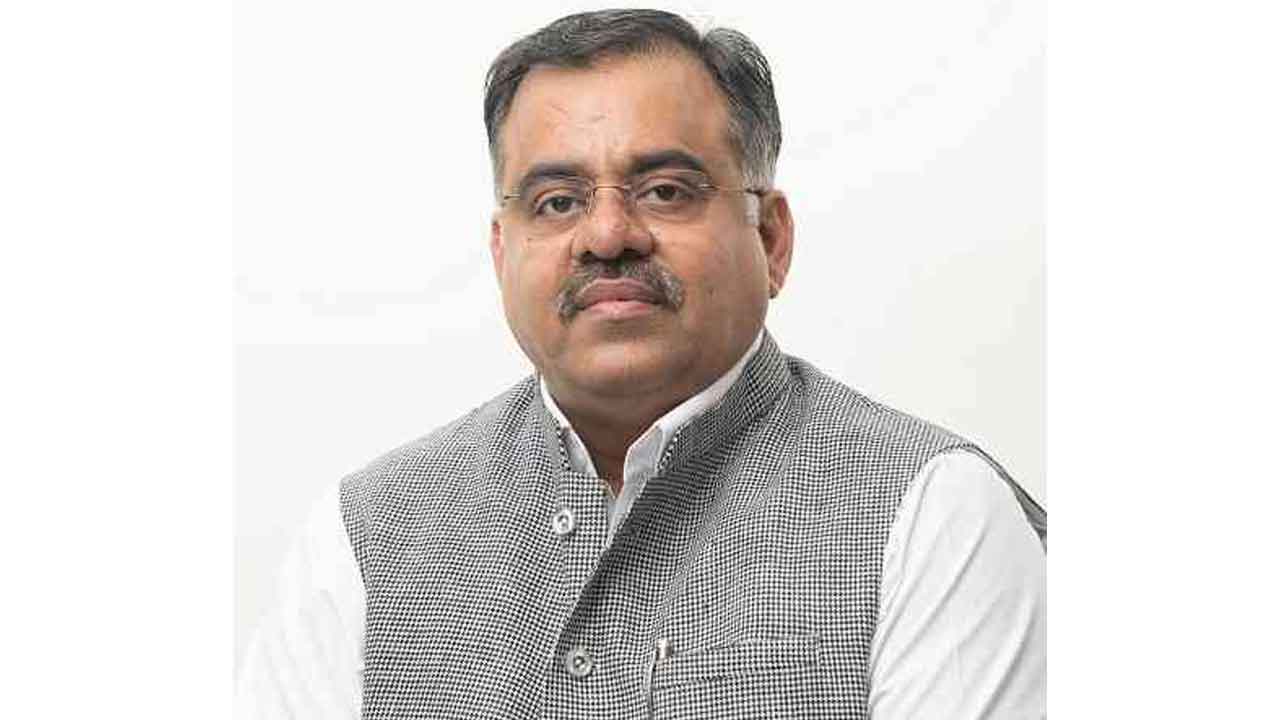 తరుణ్‌ చుగ్‌.. అవగాహన నిల్‌