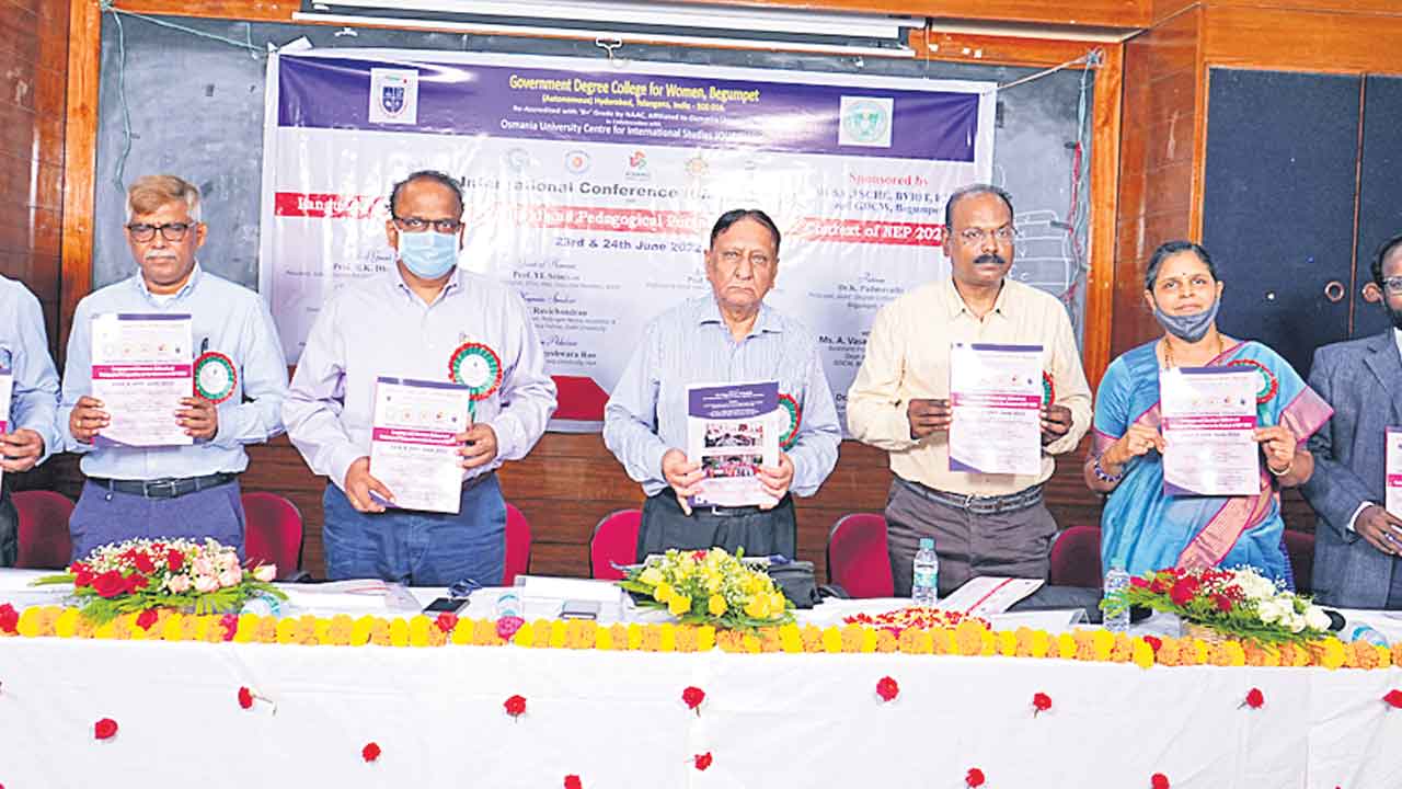 సాహిత్యంలో నూతన ధోరణులు