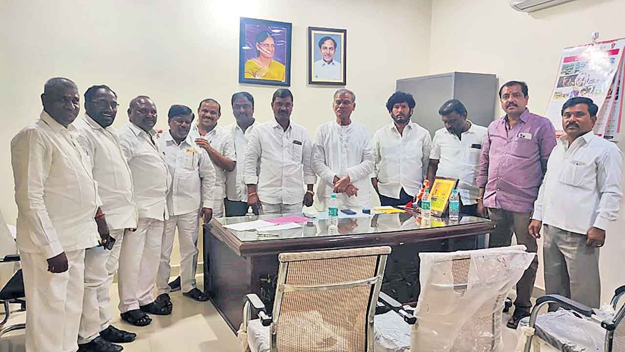 మంత్రి సబితారెడ్డితోనే నియోజక వర్గం అభివృద్ధి