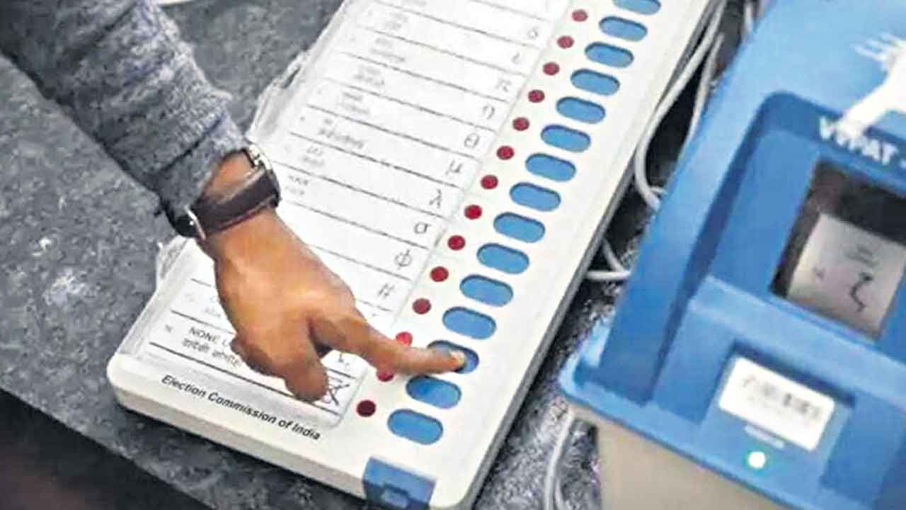 ఆ ఈవీఎంలు పనికిరావు