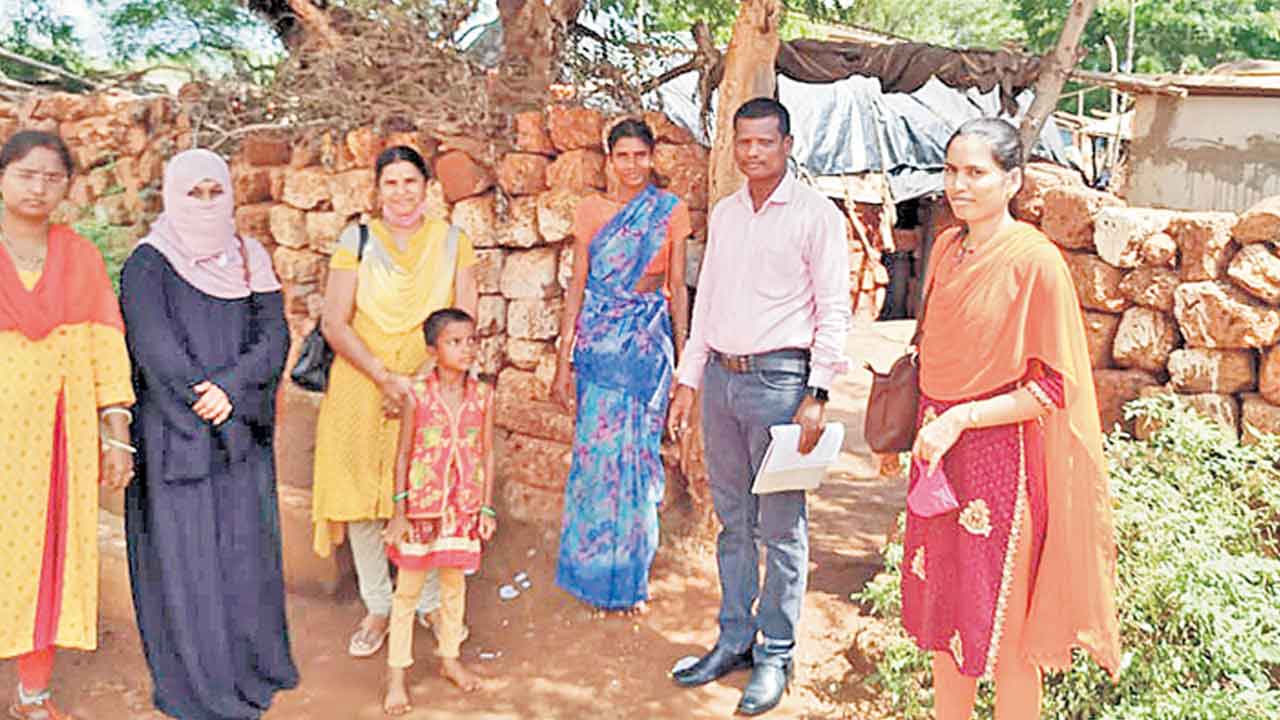 అందరి చూపు ప్రభుత్వ పాఠశాలల వైపు