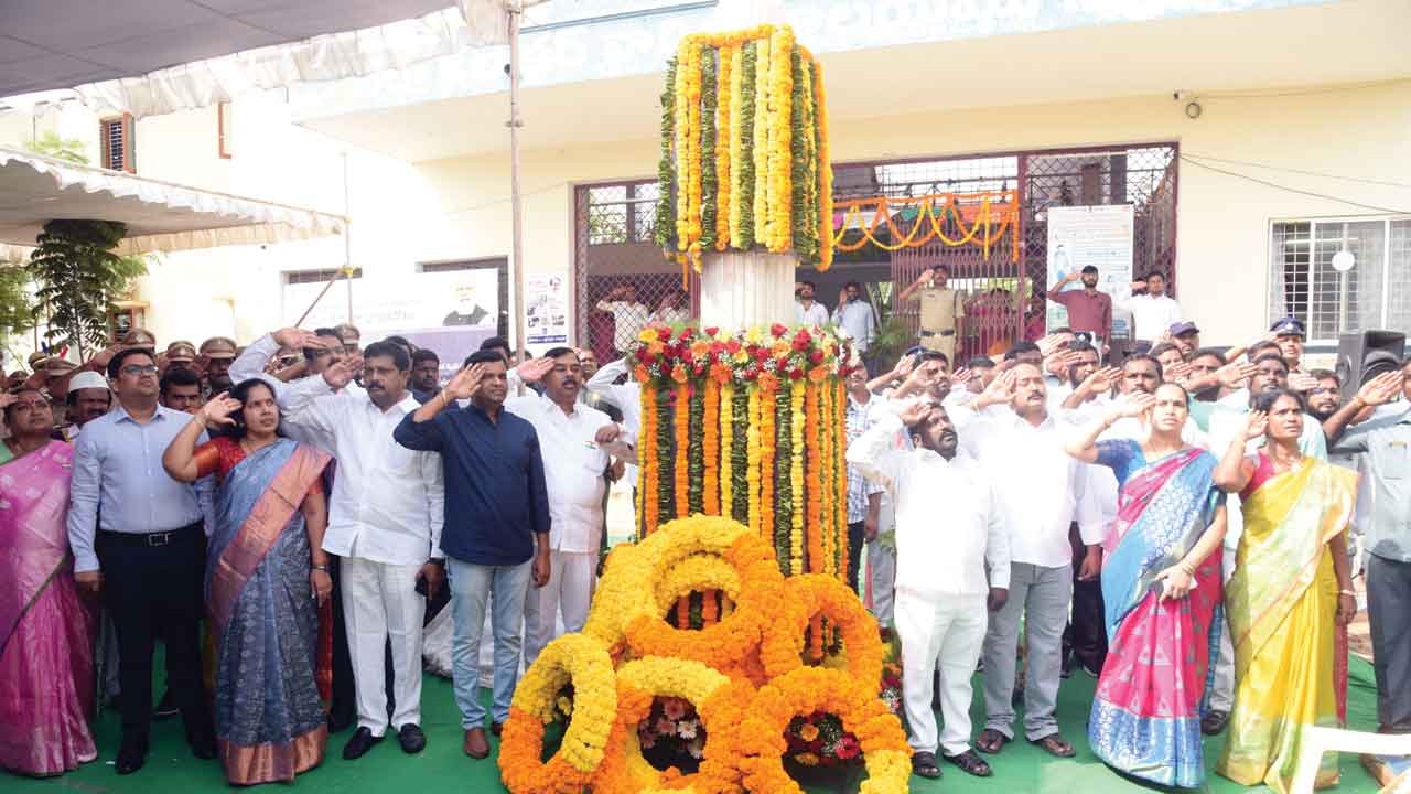 నెరవేరుతున్నతెలంగాణ ఆకాంక్షలు